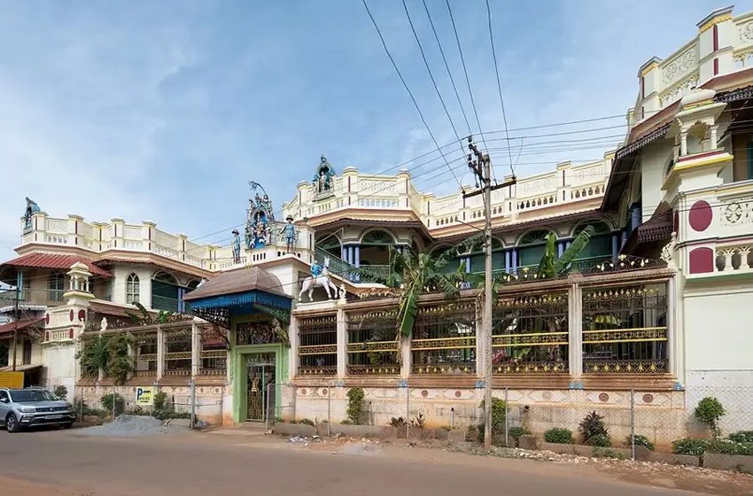 athangudi palace periya veedu chettinad architecture
