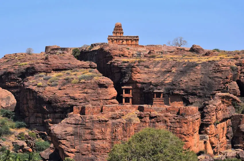 badami fort upper shivalaya sandstone cliffs
