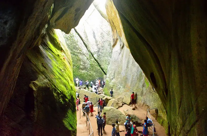 edakkal caves wayanad stone age petroglyphs