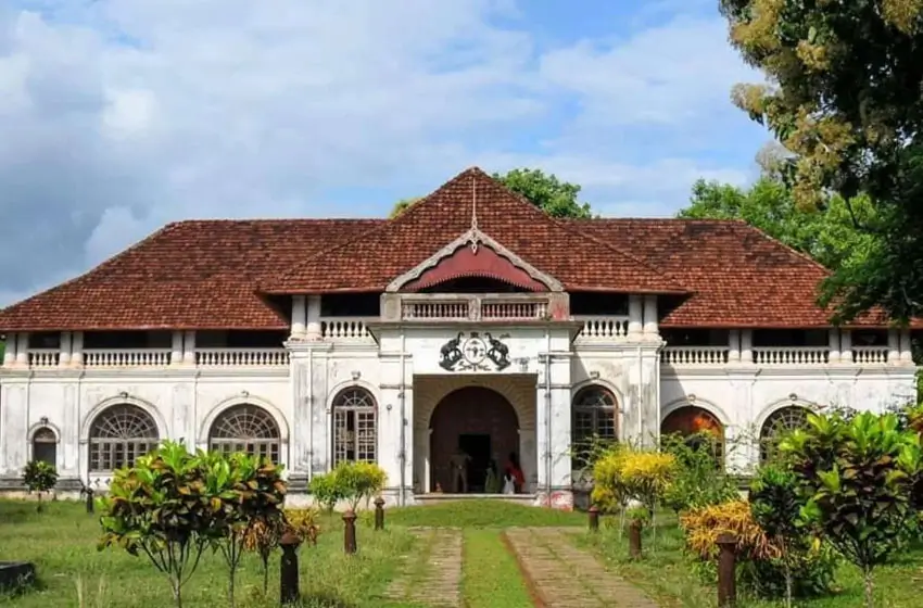 Historic colonial palace heritage mansion facade