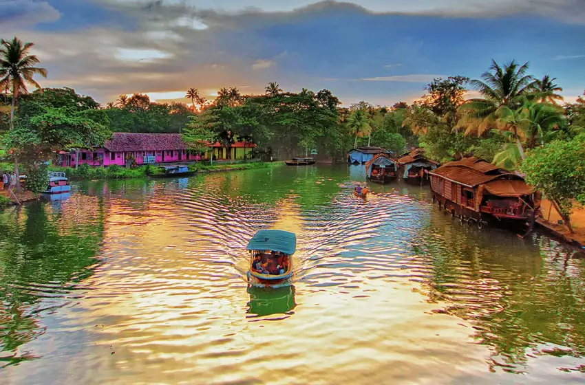 Kottayam town backwater canal and houseboats