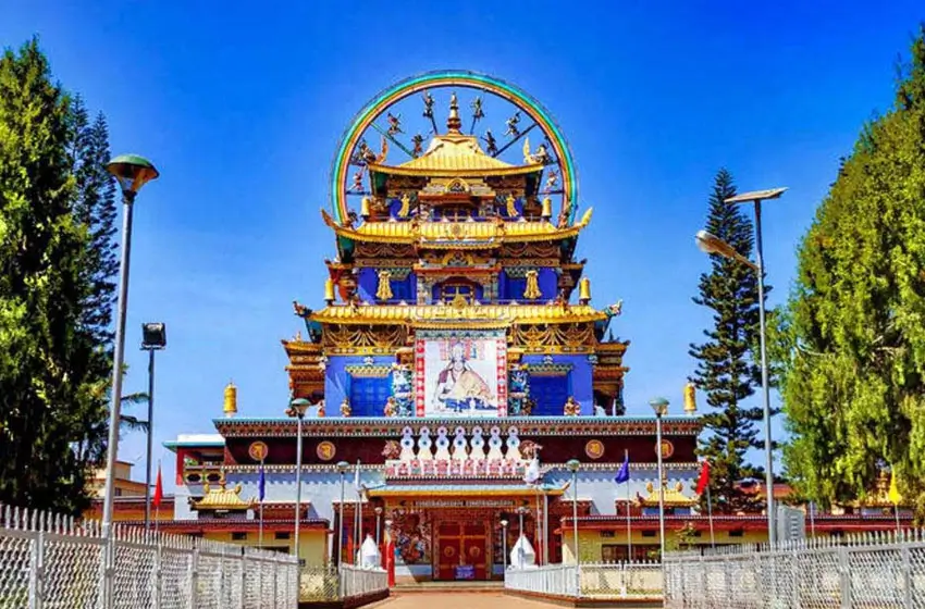 namdroling monastery golden temple facade
