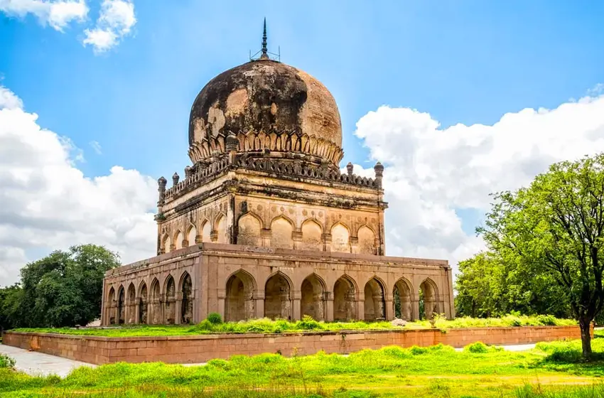 qutb shahi tombs hyderabad historic dome architecture
