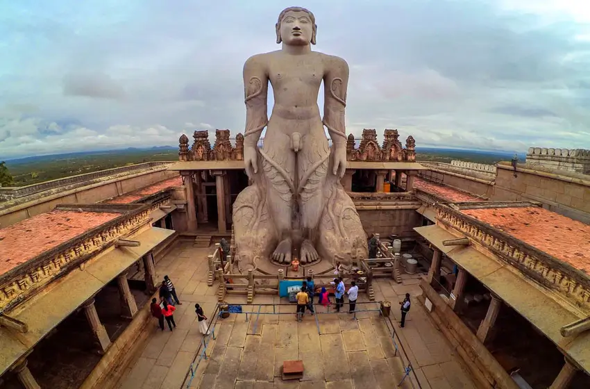 shravanabelagola bahubali statue monolithic view