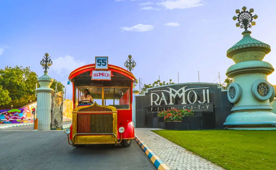 Hyderabad Tour with Ramoji Film City